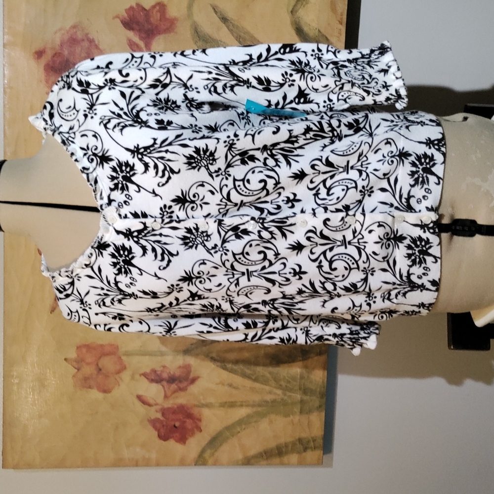 White with black design knit cardigan size Medium